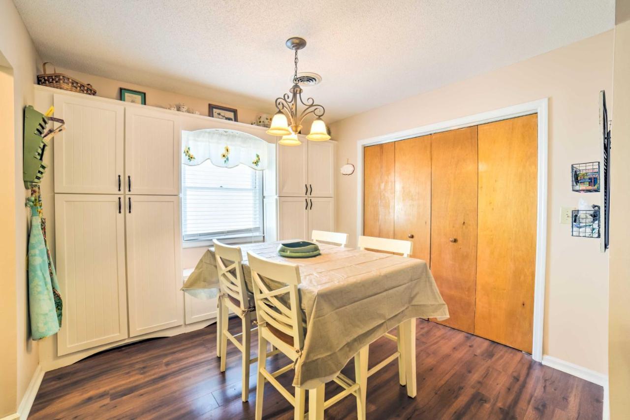 Oak Island Home With Fenced Yard, Walk To Long Beach מראה חיצוני תמונה