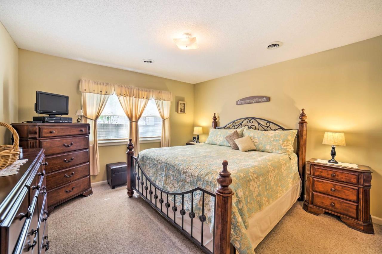 Oak Island Home With Fenced Yard, Walk To Long Beach מראה חיצוני תמונה