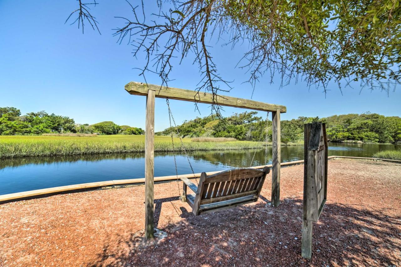 Oak Island Home With Fenced Yard, Walk To Long Beach מראה חיצוני תמונה
